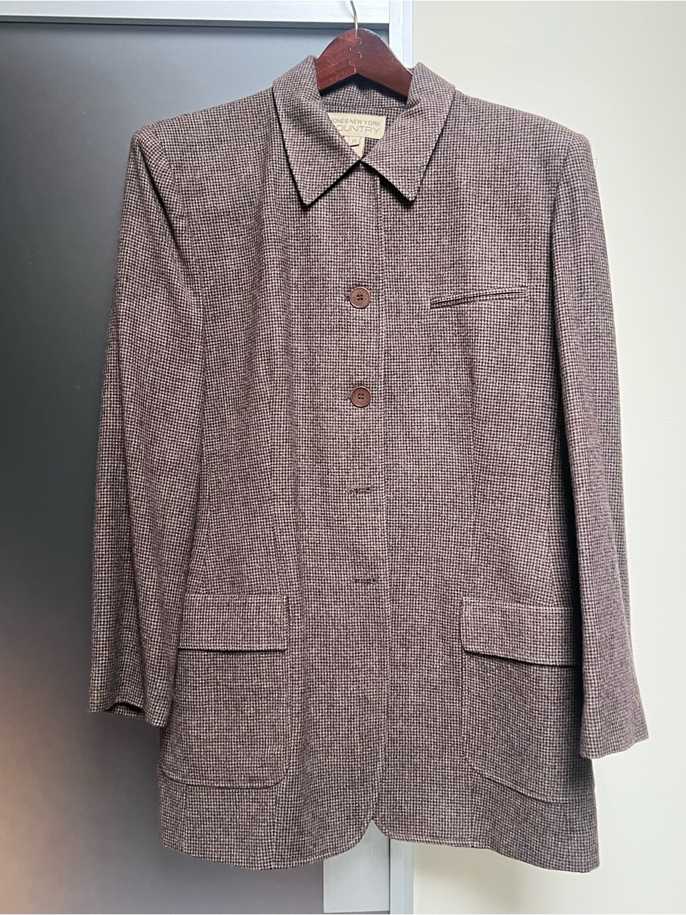 Jones New York Country tweed jacket size 14, perfect condition. Lined.
